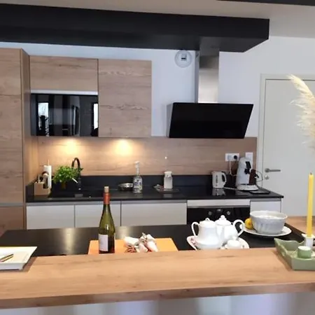 Garden Saint-cyr Sur Bs-apart T2 * سا سيرْ سور مير