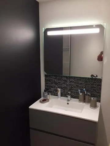 Garden Saint-cyr Sur Bs-apart T2 شقة *