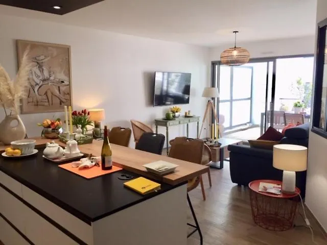 Garden Saint-cyr Sur Bs-apart T2