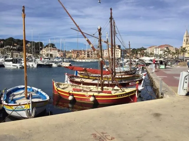 Garden Saint-cyr Sur Bs-apart T2