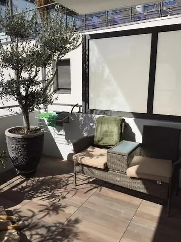 Garden Saint-cyr Sur Bs-apart T2 سا سيرْ سور مير